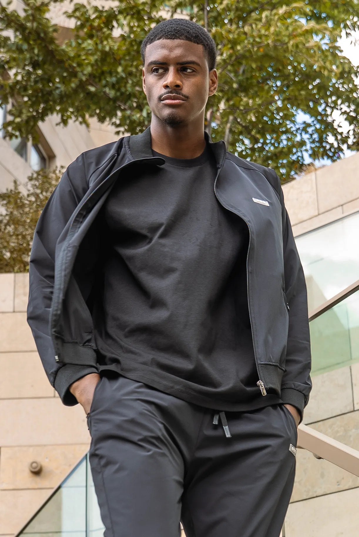 LMF ATOM • Zip Jacket ❯ Black